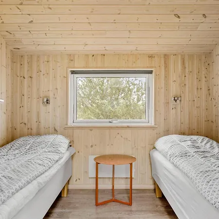 Luxurious In With Sauna Vakantiehuis *