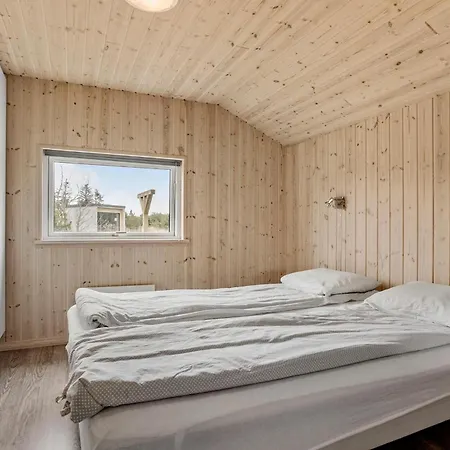 Vakantiehuis Luxurious In With Sauna *