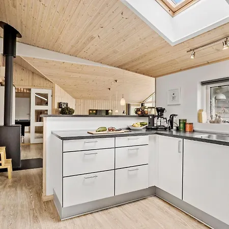 Holiday home In With Sauna Aalbaek
