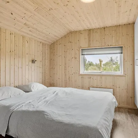 Luxurious In With Sauna Vakantiehuis *