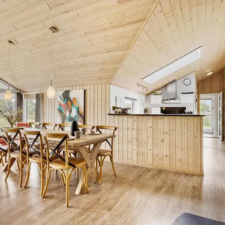 Luxurious In With Sauna Vakantiehuis *
