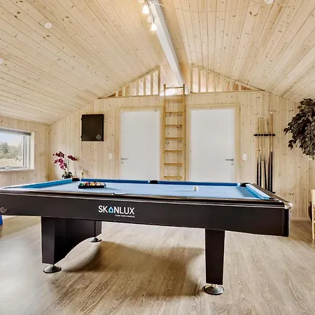 Luxurious In With Sauna Vakantiehuis